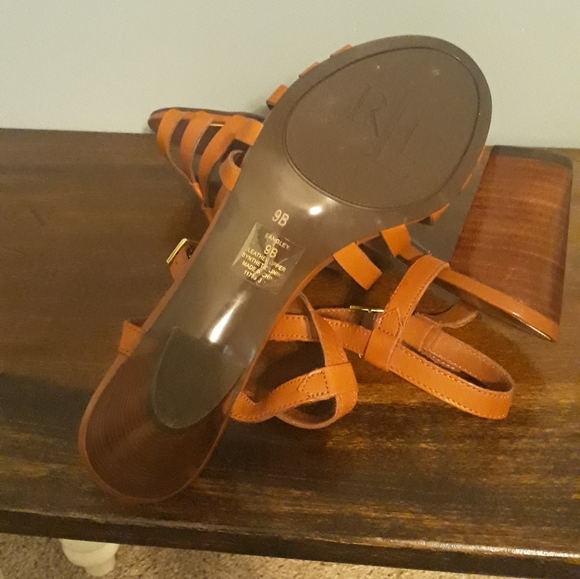 Ralph Lauren sandals. - Picture 3 of 3
